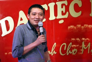 Nói xấu người yêu danh hài Chiến Thắng thánh thơ củ chuối